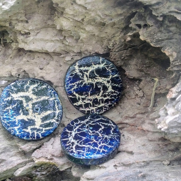 Handmade Buttons - Picture 2 of 5